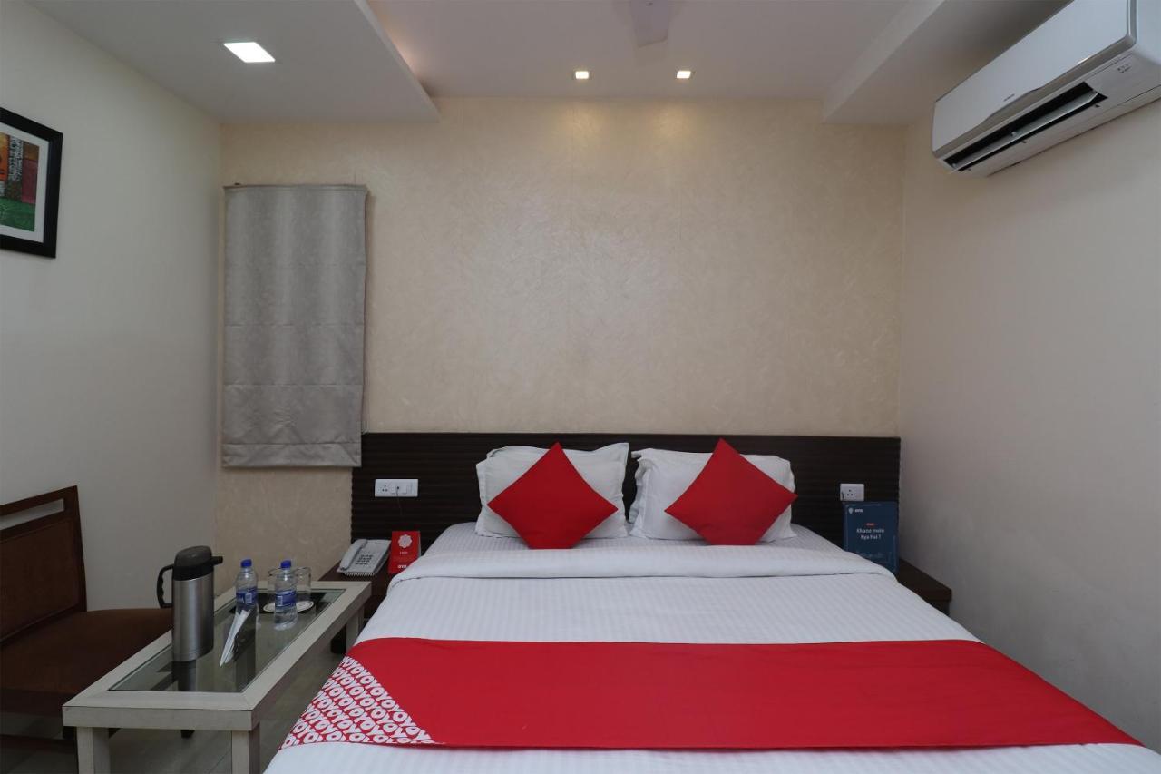 Oyo 29382 Golden Laurel Inn Deoria 外观 照片
